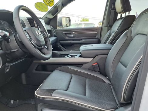 Used 2026 RAM 1500 Laramie AWD/4WD image 11