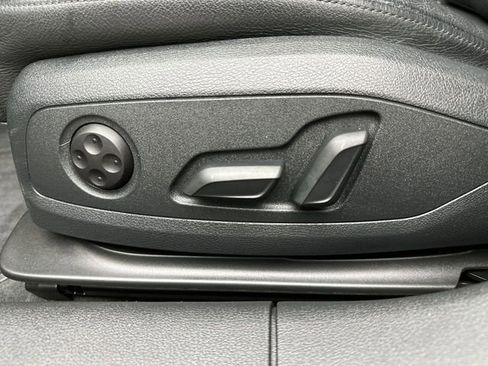 Used 2018 Audi S4 Prestige w/ Prestige Package image 12