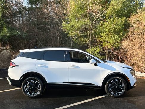 Used 2023 Kia Sportage SX image 6