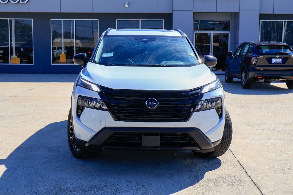 Certified 2026 Nissan Rogue Dark Armor FWD image 23