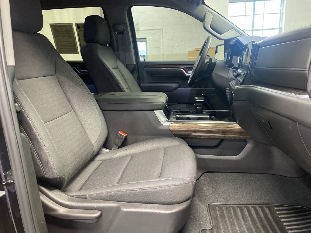 Certified 2025 Chevrolet Silverado 1500 LT Trail Boss w/ Dark Appearance Package AWD/4WD image 36