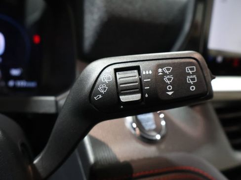 Used 2026 Ford Explorer ST-Line image 43