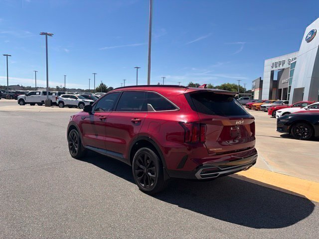 Used 2023 Kia Sorento SX AWD/4WD image 3