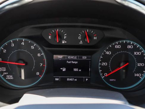 Used 2020 Chevrolet Malibu LT FWD image 25