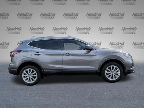 Used 2020 Nissan Rogue Sport SV FWD image 6