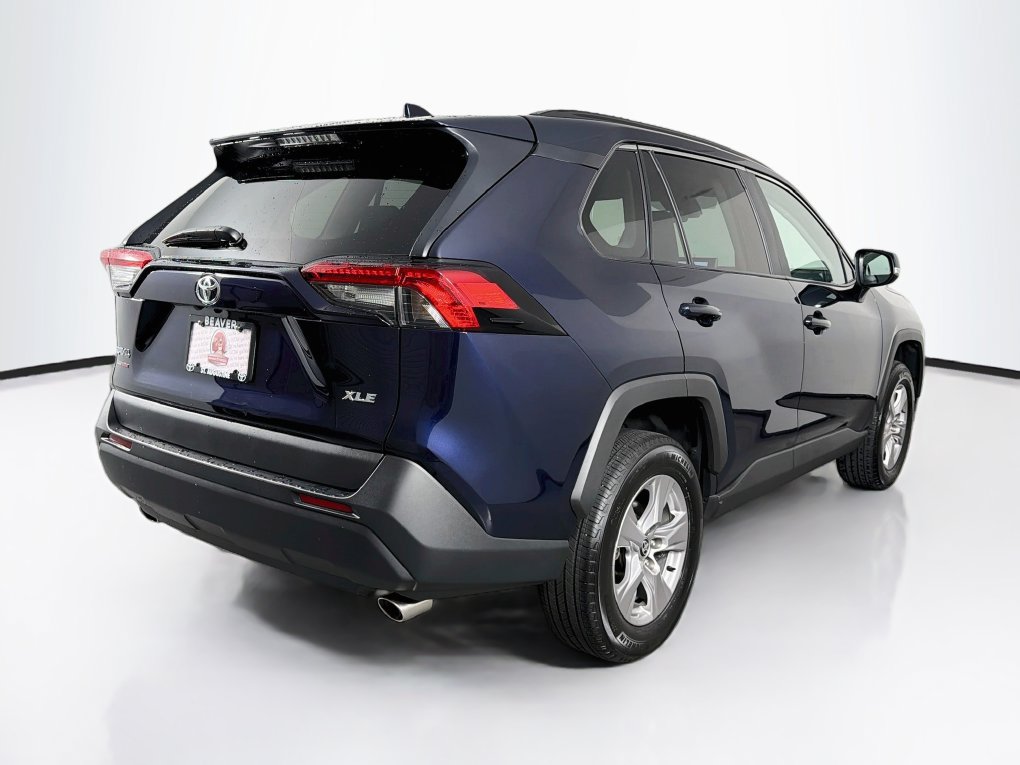Used 2025 Toyota RAV4 XLE FWD image 10