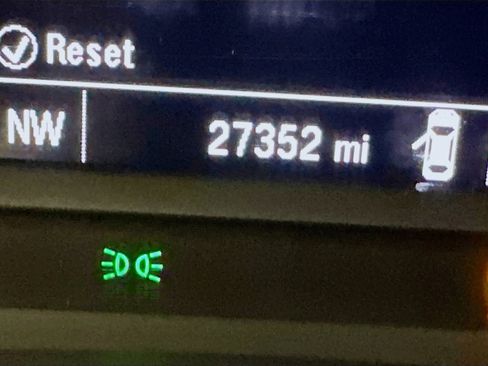 Used 2025 Chevrolet Trax LS image 18