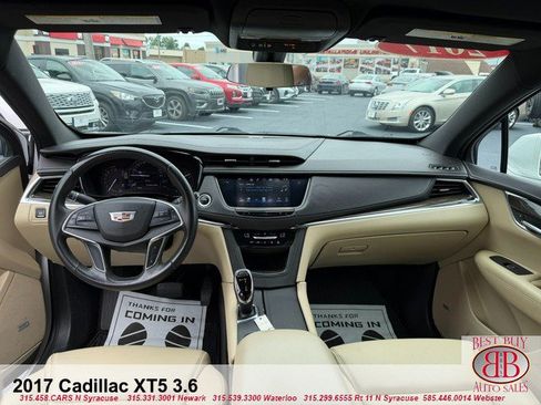 Used 2017 Cadillac XT5 FWD image 13