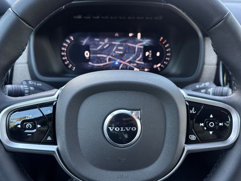 New 2026 Volvo XC90 B6 Plus image 23