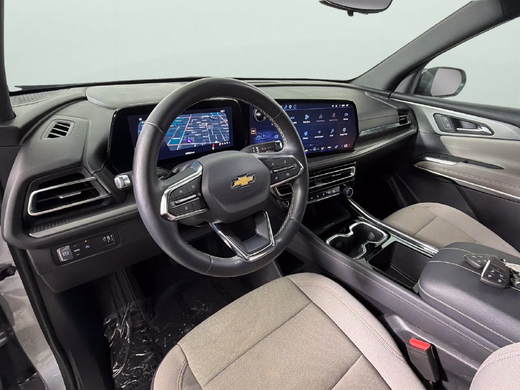 Certified 2026 Chevrolet Traverse LT w/ Driver Confidence Package FWD image 18