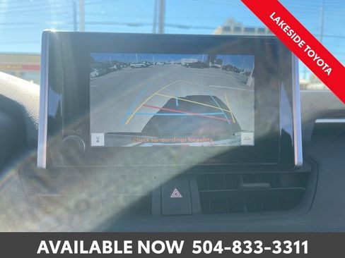 Used 2024 Toyota RAV4 SE image 32