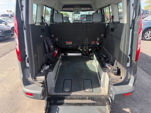 Used 2016 Ford Transit Connect XL FWD image 10
