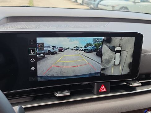 New 2026 Kia Carnival SX FWD image 26