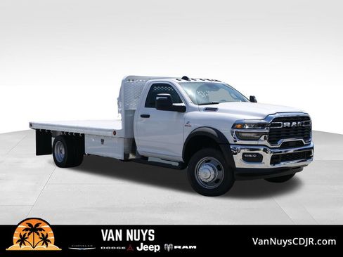 New 2026 RAM 5500 Tradesman w/ Chrome Appearance Group AWD/4WD image 1