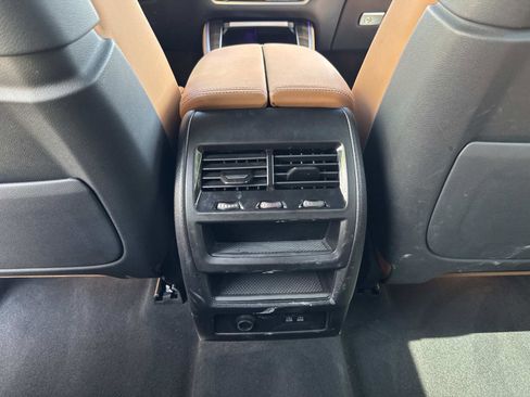 Used 2025 BMW X5 sDrive40i w/ M Sport Package RWD image 17