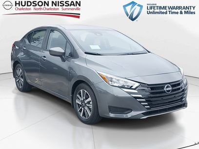 New 2025 Nissan Versa SV w/ Trunk Package