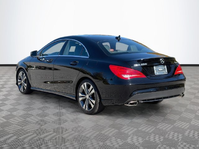 Used 2015 Mercedes-Benz CLA 250 4MATIC image 4