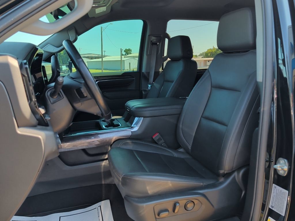 Used 2024 Chevrolet Silverado 2500 LTZ AWD/4WD image 11