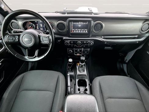 Used 2022 Jeep Gladiator Sport image 9
