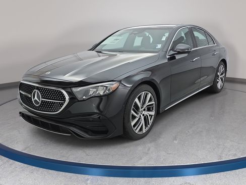 New 2026 Mercedes-Benz E 350 4MATIC Sedan image 1