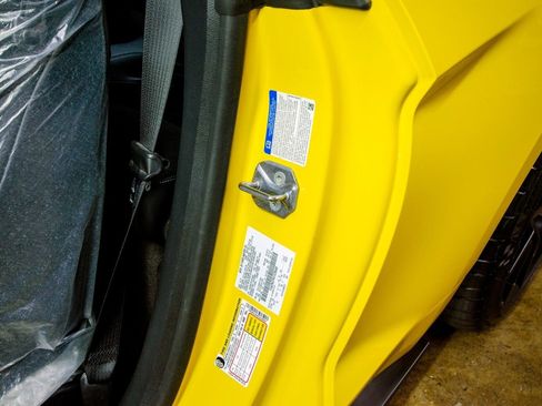 Used 2016 Ford Mustang Shelby GT350 w/ Technology Package image 35