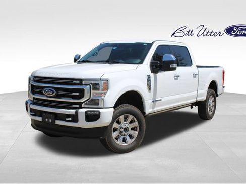 Used 2022 Ford F250 Platinum w/ FX4 Off-Road Package AWD/4WD image 1