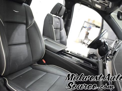 Used 2022 Cadillac Escalade Sport AWD/4WD image 33