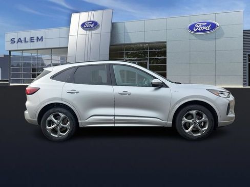 Certified 2023 Ford Escape ST-Line Select w/ Tech Pack #2 AWD/4WD image 2