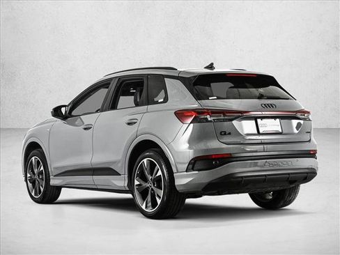 Used 2024 Audi Q4 e-tron Premium AWD/4WD image 8