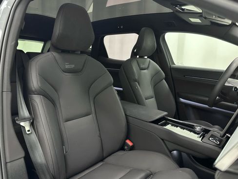 Used 2025 Polestar Polestar 3 image 19