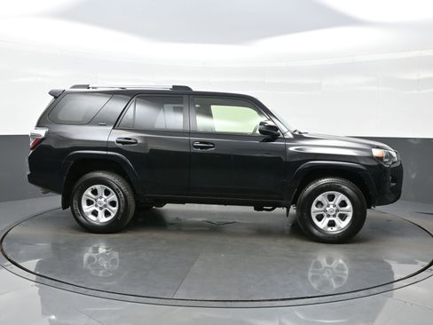 Used 2024 Toyota 4Runner SR5 image 7