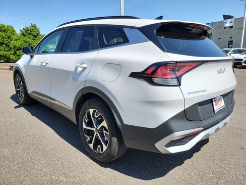 Used 2025 Kia Sportage EX w/ Premium Package FWD image 26