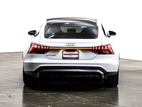 Used 2023 Audi e-tron GT Premium Plus image 5