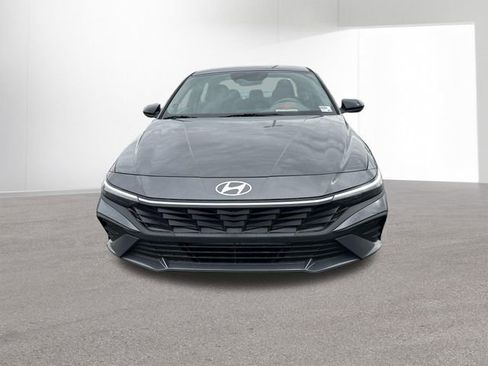 New 2026 Hyundai Elantra Sport w/ Cargo Package FWD image 16