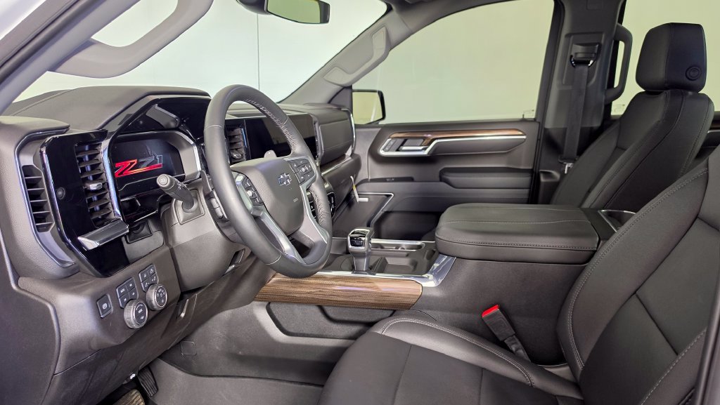 Used 2025 Chevrolet Silverado 1500 RST w/ RST All Star Premium Package AWD/4WD image 15