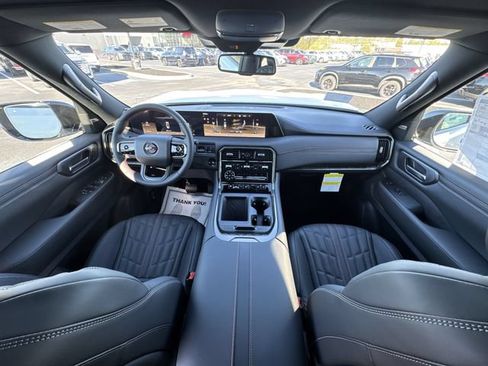 New 2026 Nissan Armada PRO-4X w/ Captain's Chari Seat Package AWD/4WD image 21