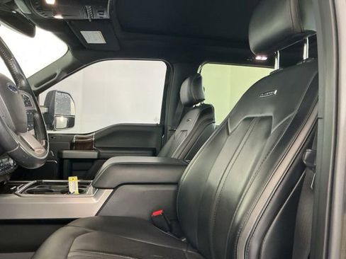 Used 2017 Ford F350 Platinum w/ Platinum Ultimate Package AWD/4WD image 9
