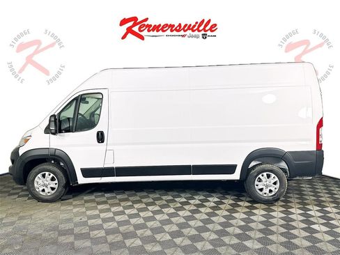 New 2026 RAM ProMaster 2500 w/ Quick Order Package 22G SLT image 4