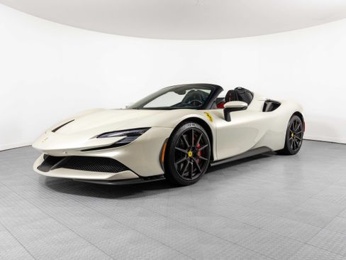 Used 2025 Ferrari SF90 Spider AWD/4WD image 13