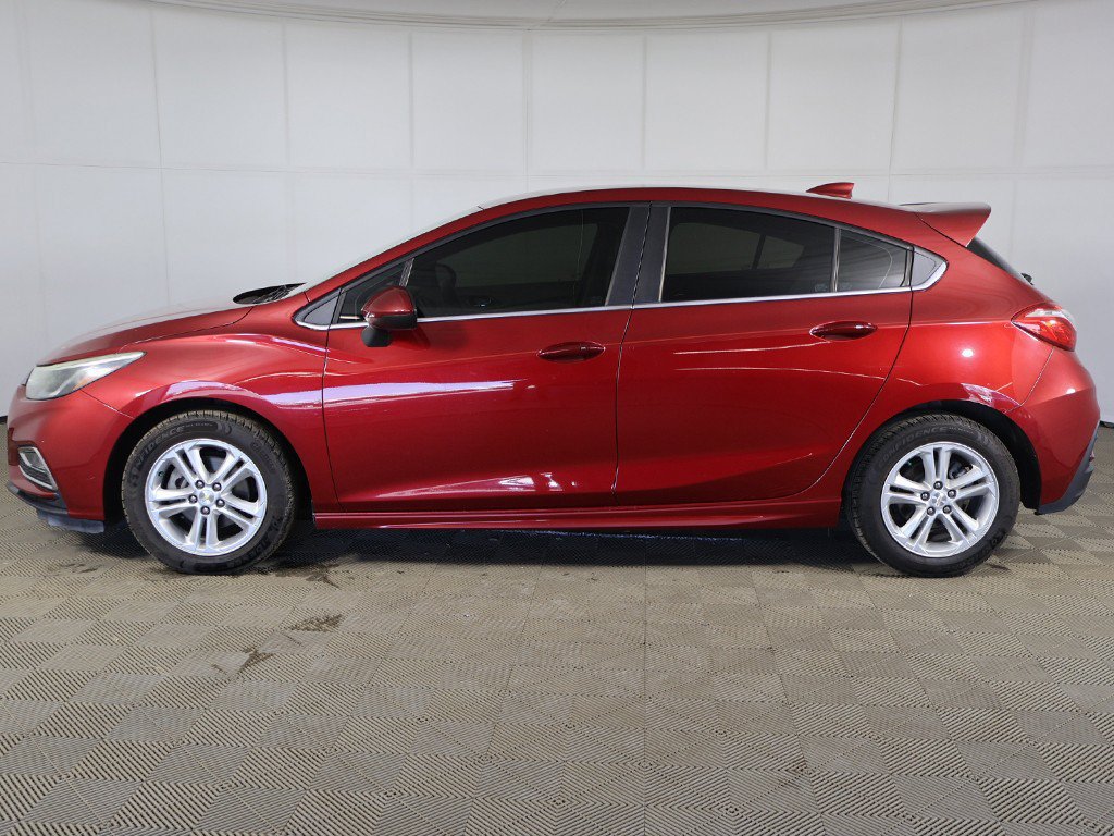 Used 2017 Chevrolet Cruze LT w/ Convenience Package FWD image 10