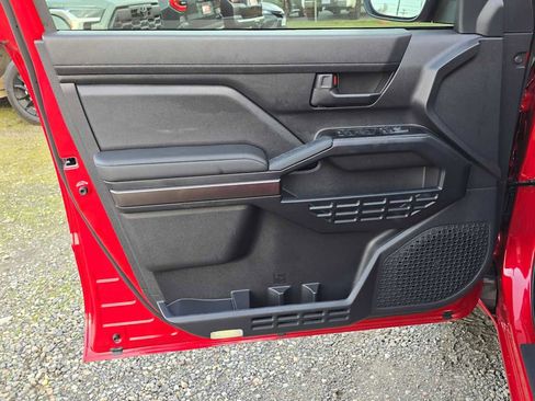 Certified 2025 Toyota 4Runner SR5 image 23