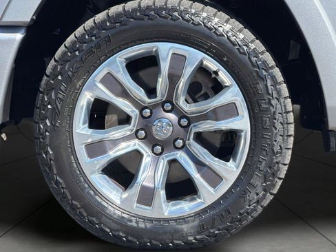 Used 2022 RAM 1500 Limited w/ Body Color Bumper Group AWD/4WD image 11