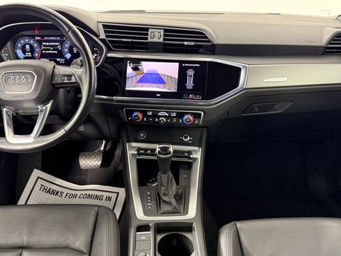 Used 2023 Audi Q3 2.0T Premium image 12