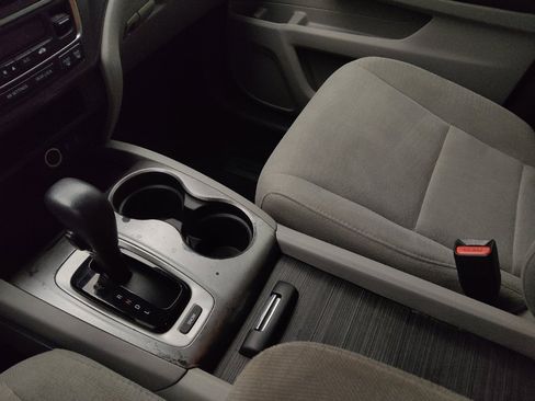 Used 2017 Honda Pilot EX image 26