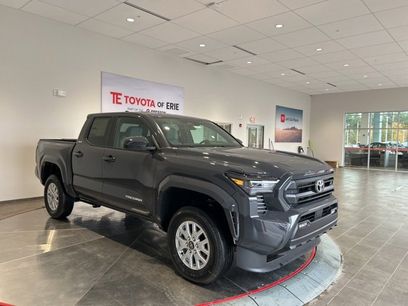 New 2025 Toyota Tacoma SR5