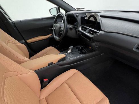 Certified 2025 Lexus UX 300h AWD w/ Accessory Package (Z1) image 14