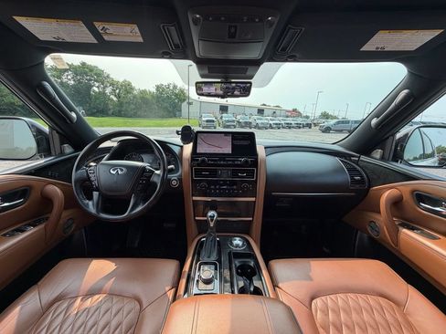 Used 2023 INFINITI QX80 Sensory w/ Cargo Package AWD/4WD image 11