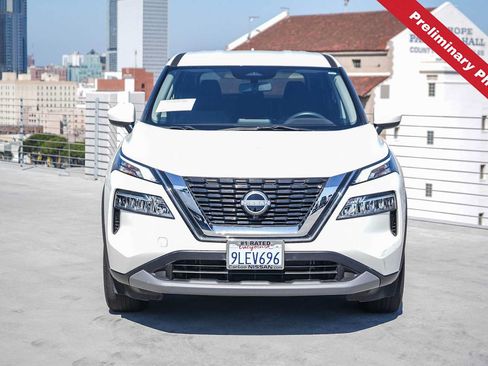Used 2023 Nissan Rogue SV FWD image 2