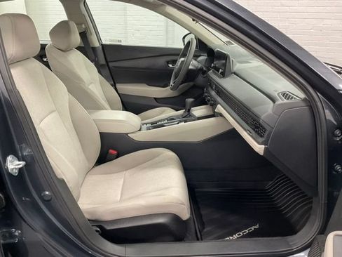 Used 2025 Honda Accord LX image 20