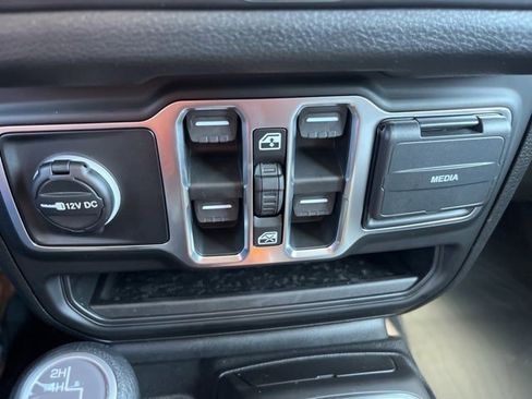 New 2026 Jeep Wrangler Unlimited Sport image 22